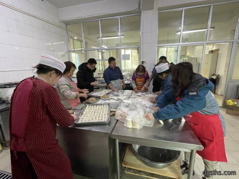 共享冬至,温馨企业家庭——苏州兆展数控打造温情过冬新体验! 共享冬至,温馨企业家庭——苏州兆展数控打造温情过冬新体验!